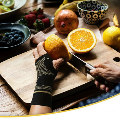 CopperRelief Wrist & Hand Brace - Pain Support Sleeve