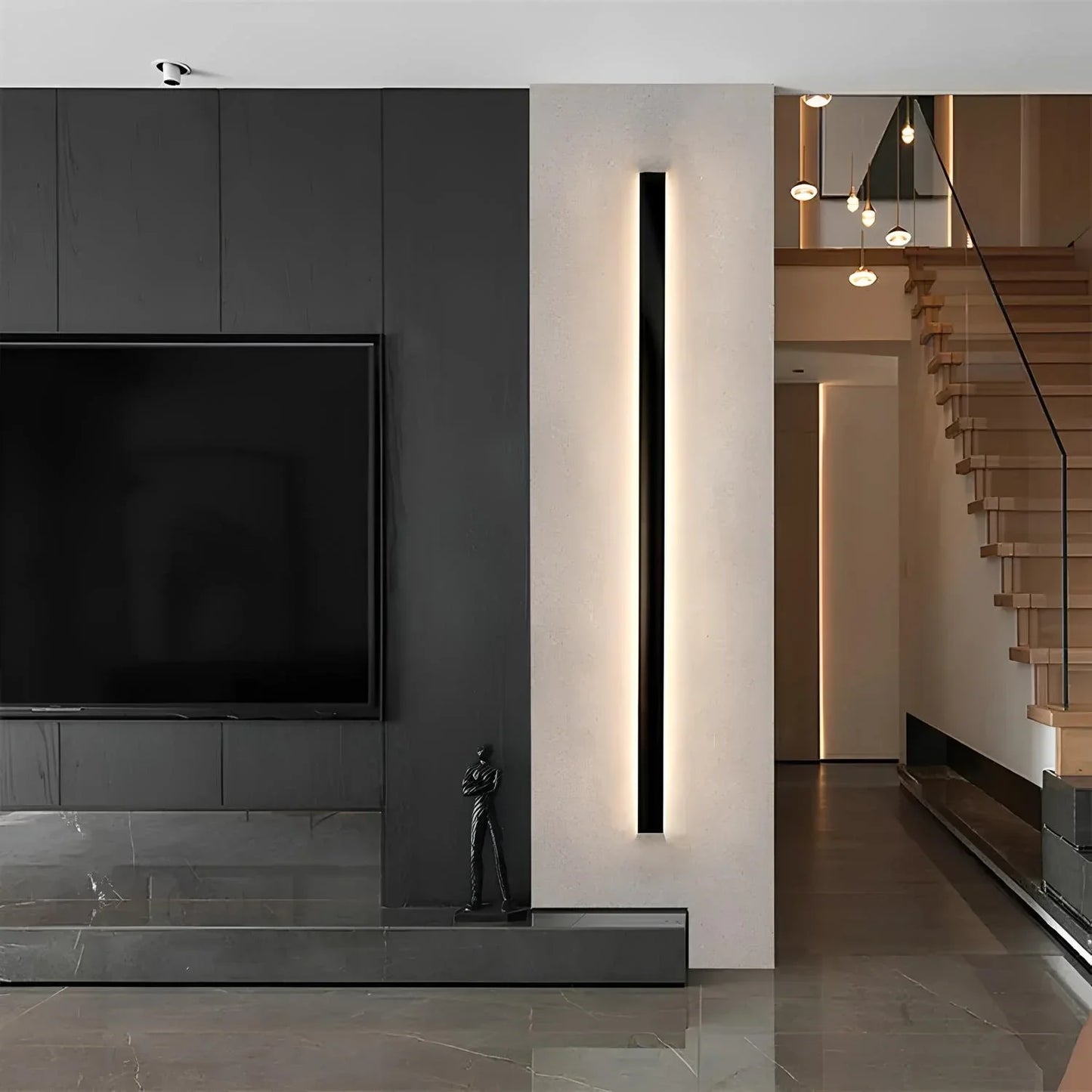 Linear Luxe Outdoor Wall Sconce - Weatherproof LED, Modern Facade Light